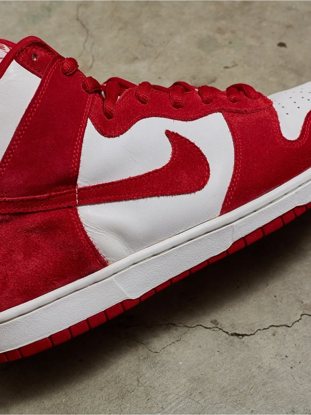 Nike SB Dunk High Pro ‘St. John’s’
